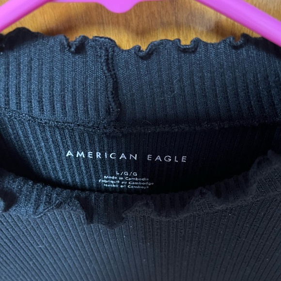 Mixed brands 2 are American Eagle Outfitters Top - Picture 6 of 14